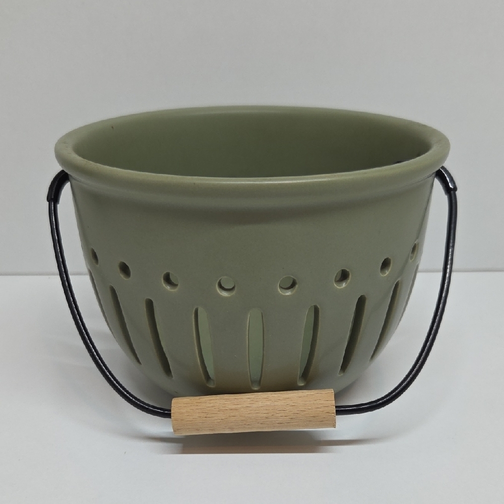 Green Ceramic Berry Basket with Handle